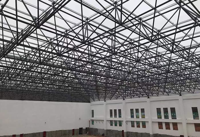 双城加油站网架安装